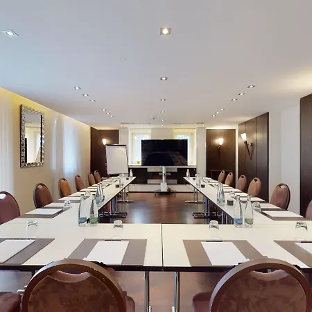 德奥奇城堡酒店 酒店 4*