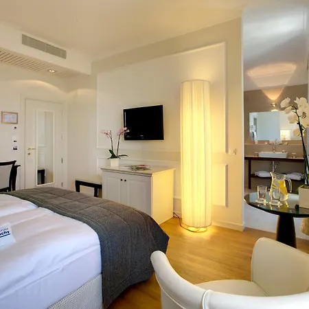 Chateau D'ouchy Hotel 4*