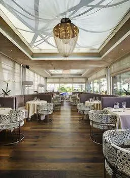 Chateau D'ouchy Hotel 4*