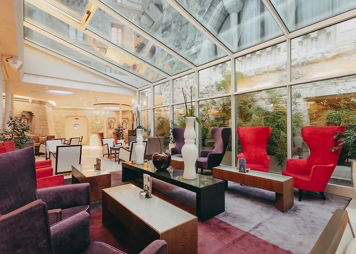 Chateau D'ouchy Otel 4*