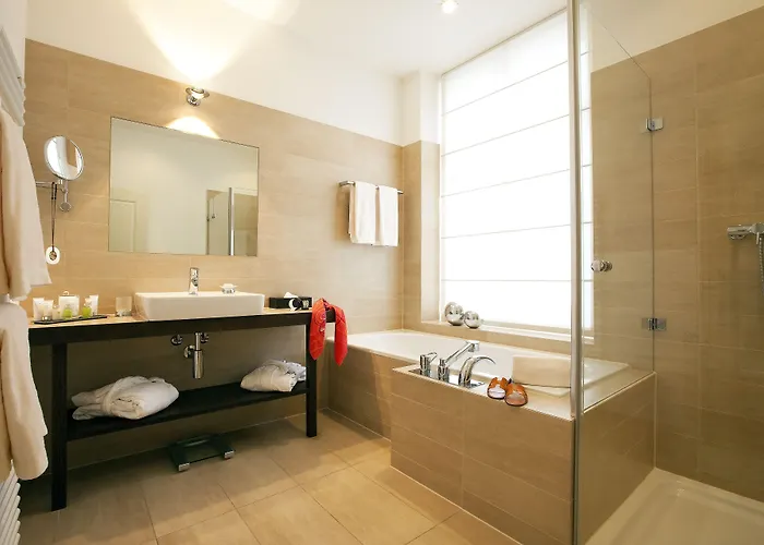 Hotel Chateau D'ouchy 4*