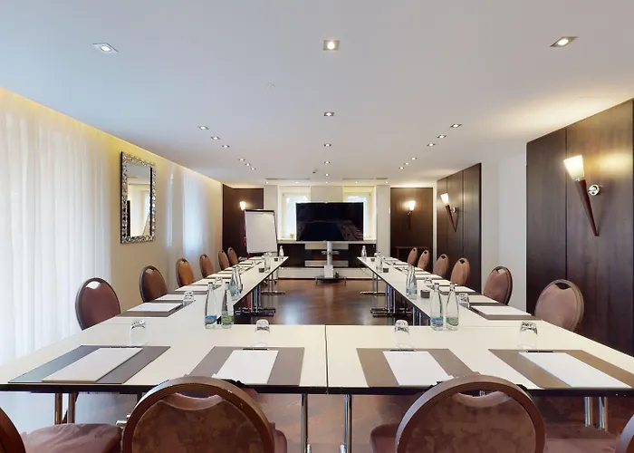 Chateau D'ouchy Otel 4*