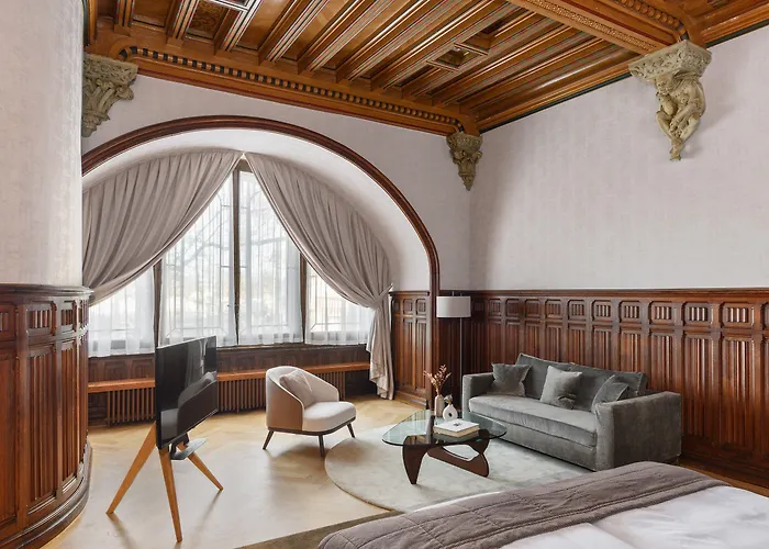 Chateau D'ouchy Otel