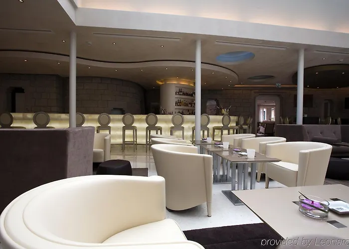 Chateau D'ouchy Otel